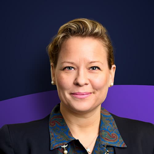 Dr Ruth Wandhofer